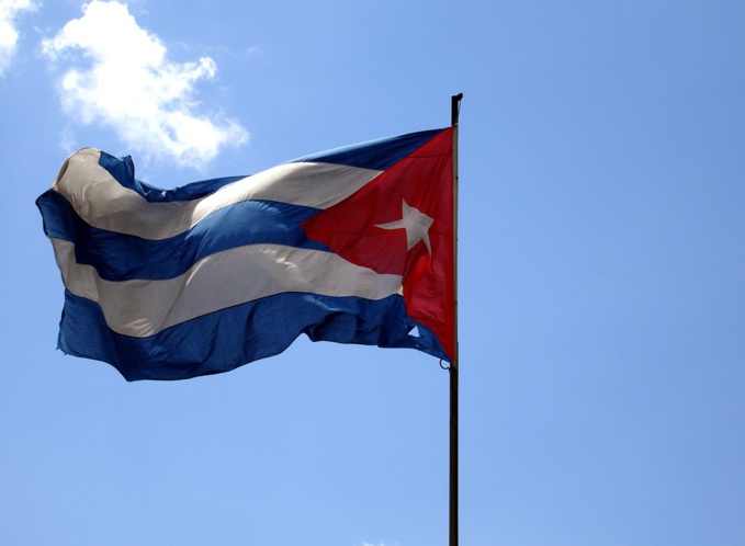 EU signs first ever cooperation pact with Cuba