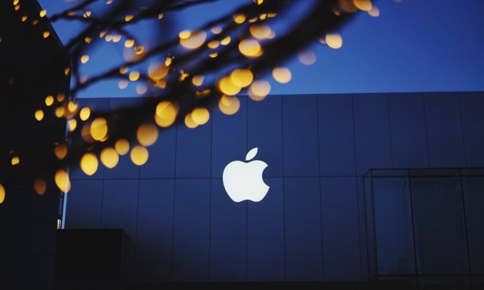 Apple brings Steve Jobs’ brainchild into existence