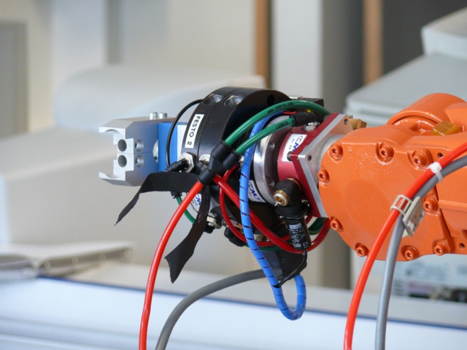 Peter Potrowl Peter Potrowl