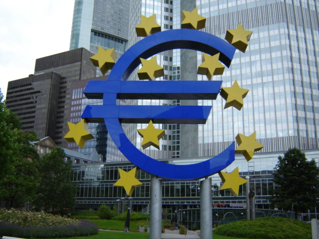The ECB will revise its rhetoric in early 2018