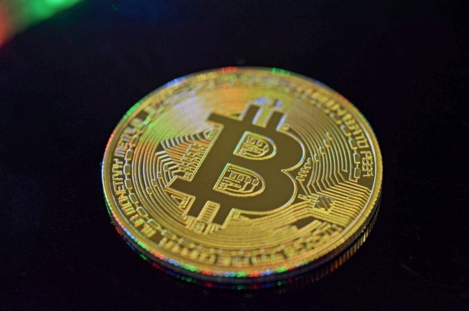 Hackers steal over 7,000 BTC from Binance