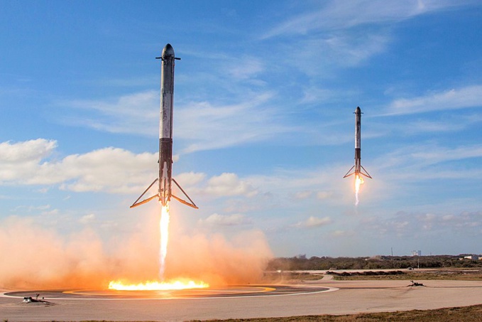 SpaceX SpaceX