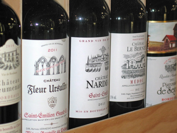 Trump threatens to impose additional duties on French wine