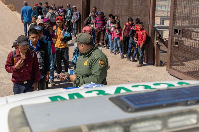 Defense Visual Information Distribution Defense Visual Information Distribution