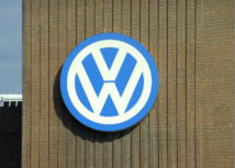 High Contrast via wikimedia High Contrast via wikimedia