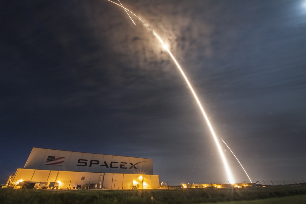 Official SpaceX Photos via flickr