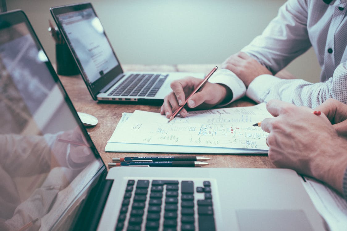 PwC survey: investors and company are optimistic about investment income growth