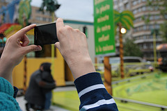 Report estimates smartphone usage to double by 2020