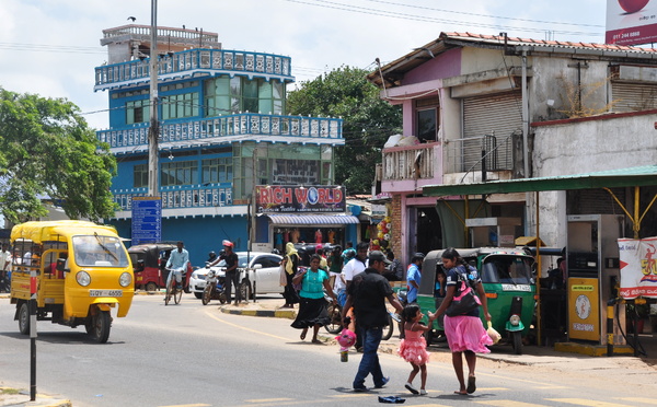 Sri Lanka to shorten workweek to conserve energy