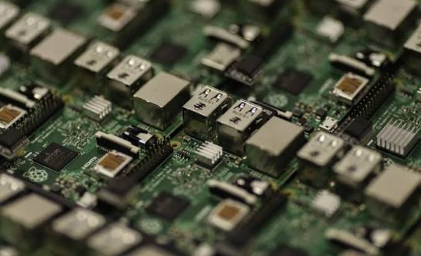 Apple to spend over $30 billion on Broadcom chips