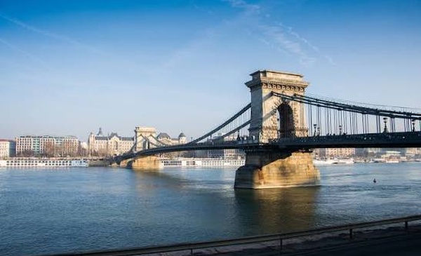 Hungary to significantly reduce energy consumption due to low Danube river