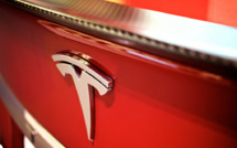 IIHS: Tesla, BMW need to work on driving-safety issues