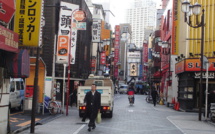 Japanese government to attract 500,000 foreign workers
