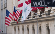 American indices are losing ground