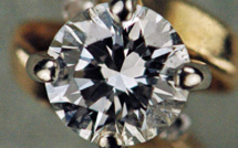 US watchdogs warns synthetic diamonds manufacturers against false advertizing