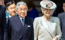 Japanese Emperor is leaving the throne