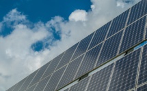 Buffet's Berkshire Hathaway gets in a solar energy Ponzi scheme