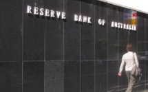 Australian Central Bank lowers rate to record low