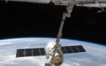 US Cargo Dragon successfully docked with the ISS