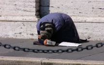Italy plunges into record poverty
