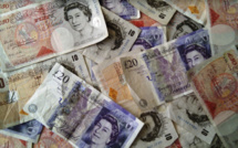 British pound attracts attention of investors