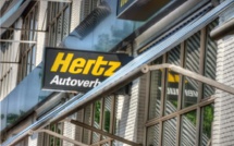 Hertz car rental chain buys 100,000 Tesla electric cars