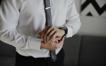 Big U.S. companies change bonus policies to save top managers income