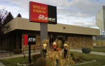 Wells Fargo fires hundreds of mortgage specialists