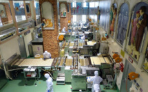Japanese industrial business sentiment improves for the first time in seven quarters