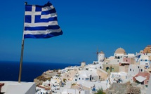 Greece sets to reduce public debt below 140% of GDP by 2027
