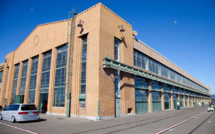 Ford to lay off 1,400 employees due to cutbacks in electric pickup truck production Ford to lay off 1,400 employees due to cutbacks in electric pickup truck production