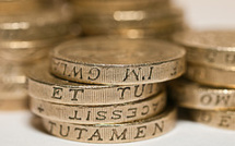 Cashless payments dominate for first time in UK