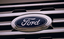Ford warns of lower profits in 2025 due to Trump's tariffs