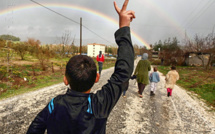 Turkey Decided To Help Refugees From Aleppo With Food And Tents