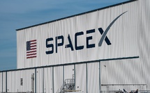 SpaceX to buy EchoStar spectrum for $17 billion, pay half in shares
